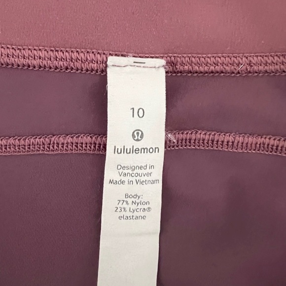 Size 10 Lululemon - Picture 4 of 5
